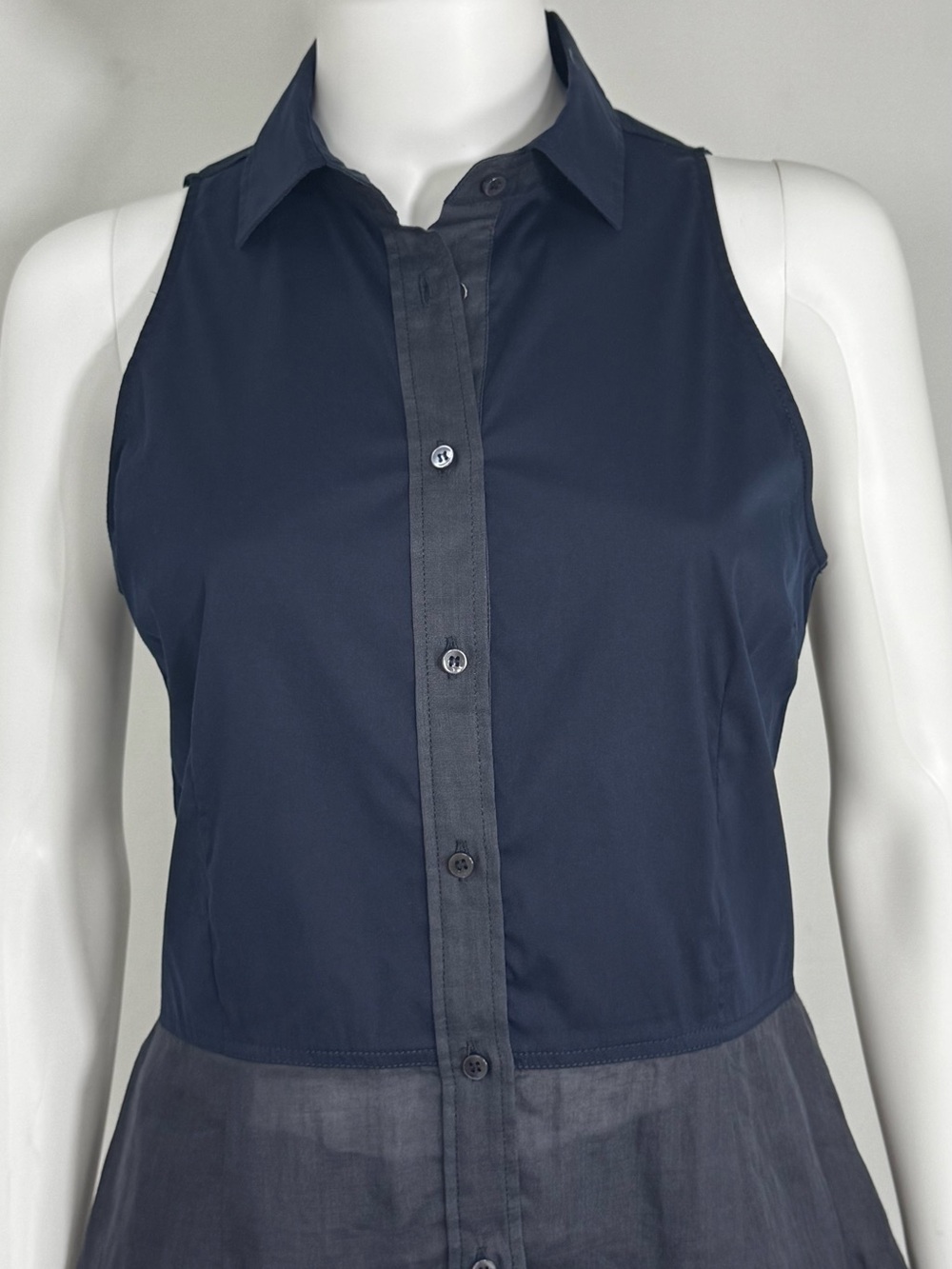 Pristine Brunello Cucinelli Sleeveless Mixed-Media Peplum Shirt - Size L (US) - Picture 4 of 16